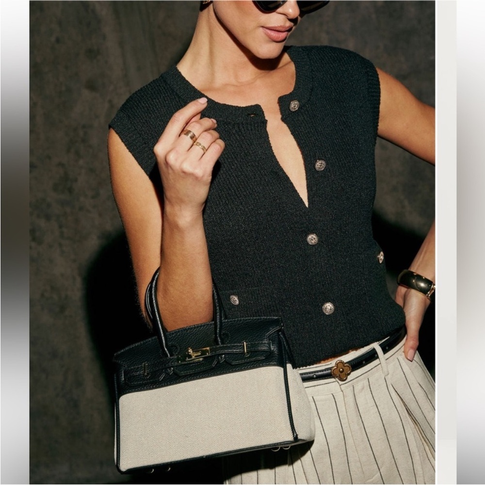 VICI Dalina two toned structured bag- new with tags & strap - Picture 4 of 8
